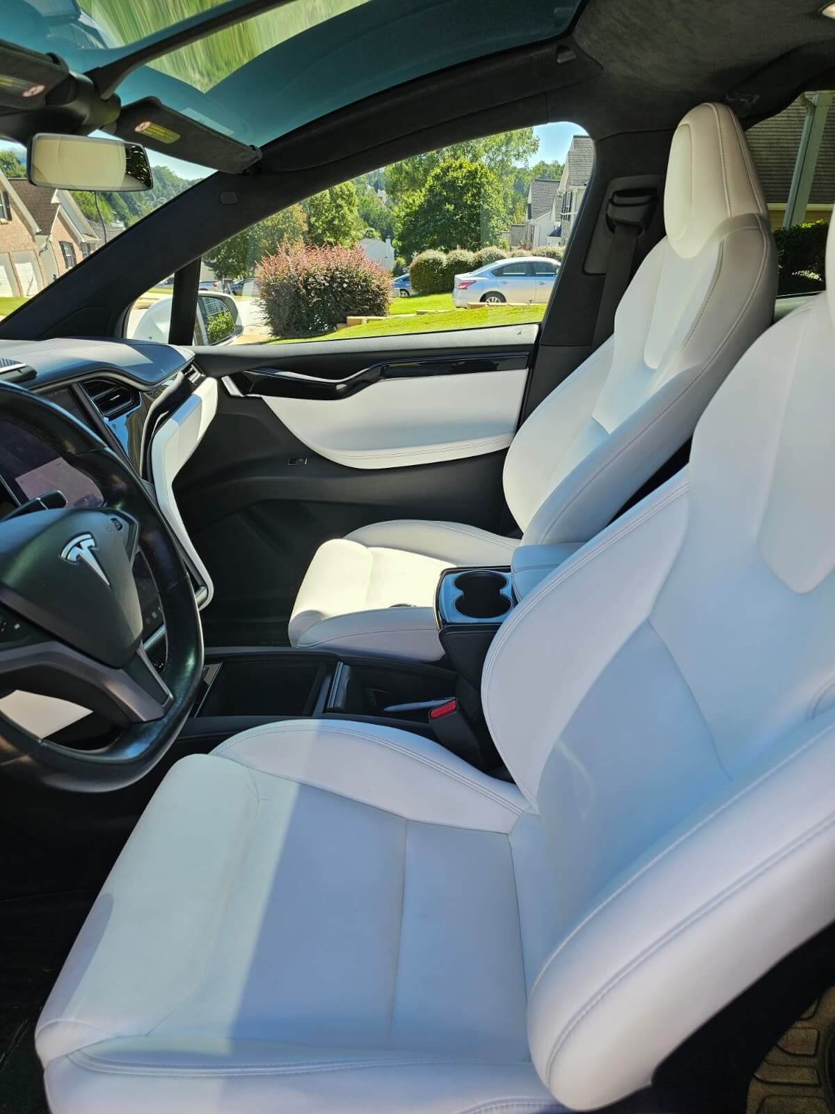 2020 Tesla Model X photo 5