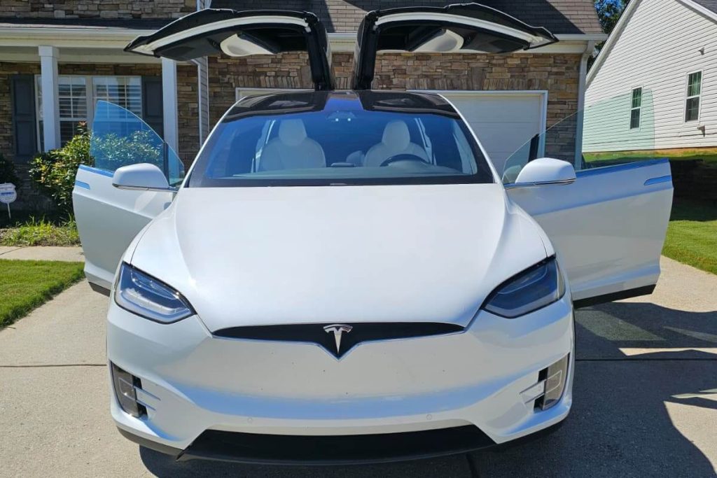 Tesla (8)
